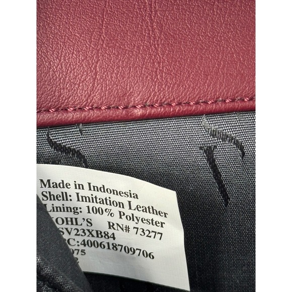 Simply Vera Vera Wang Burgundy Quilted Crossbody Bag Purse Small Flap - Picture 8 of 8